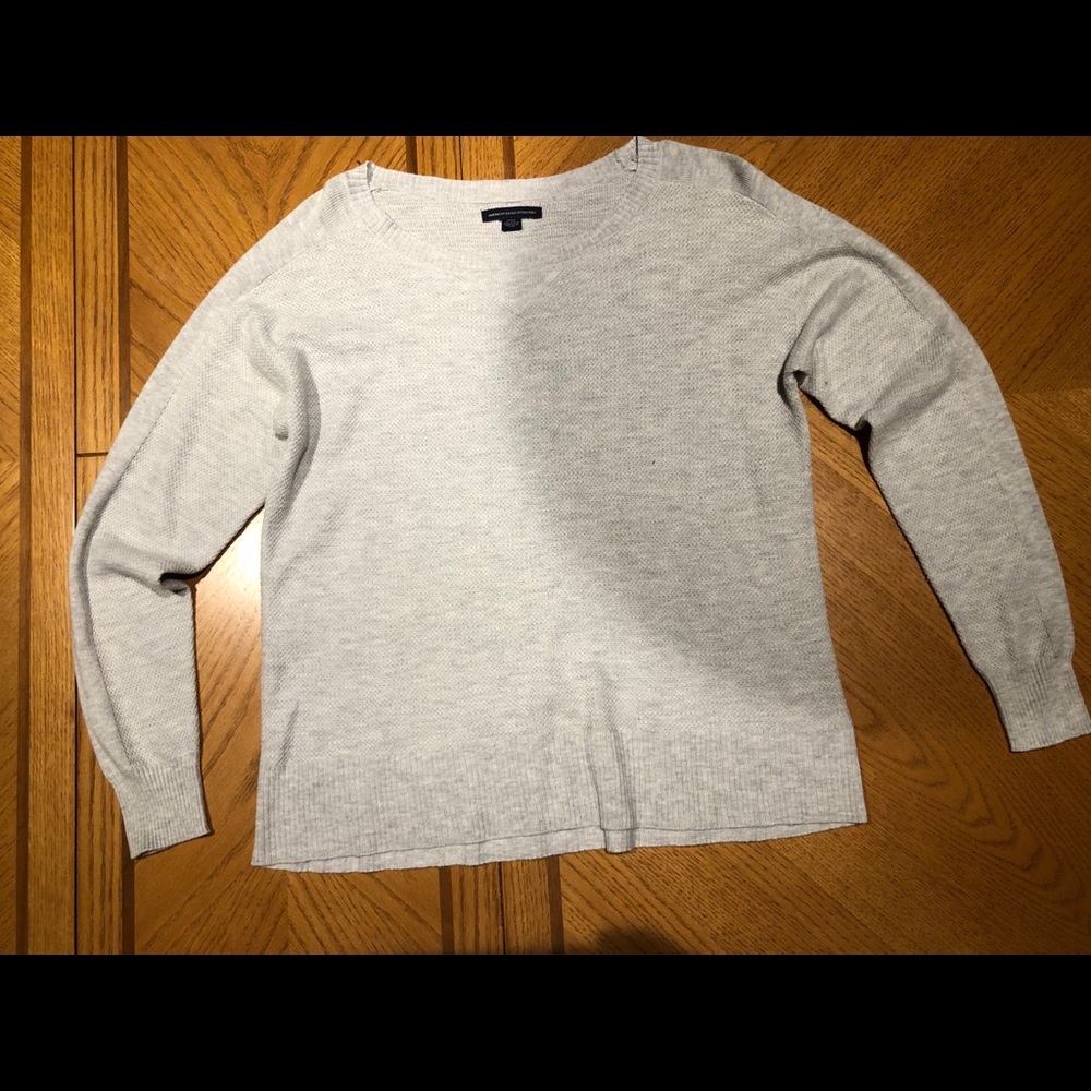 American Eagle sweater